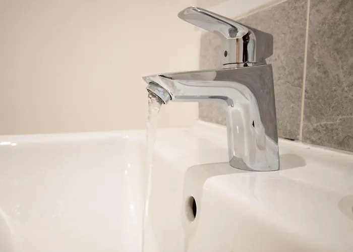 Beautiful South - Pass The Keys *