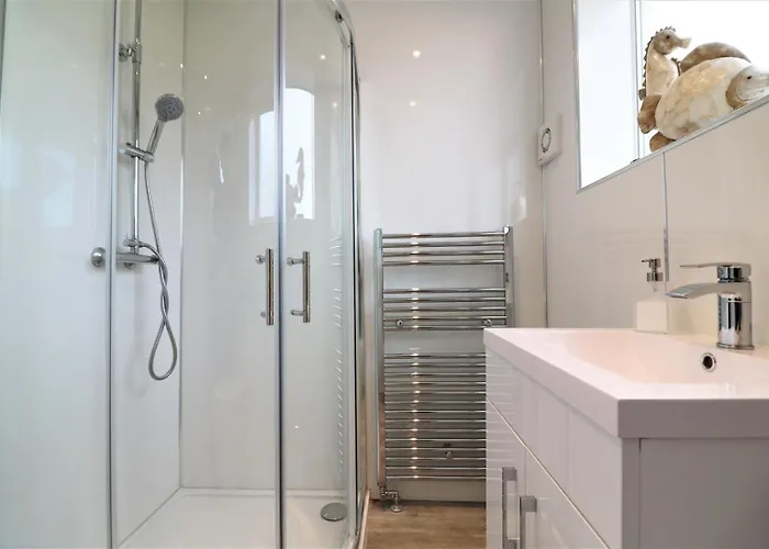 Signature - Gordon House * غلاسغو