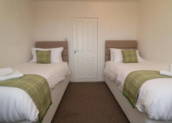 Signature - Gordon House * Glasgow