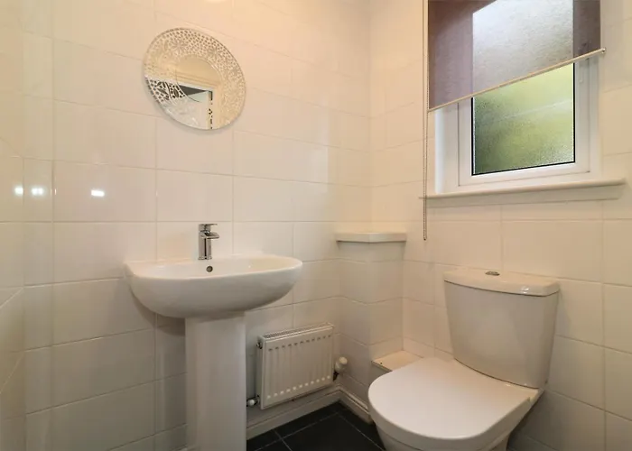 Signature - Angus House *