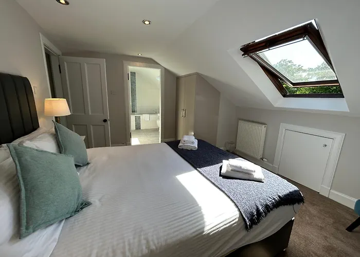 Principal - West End Glasgow