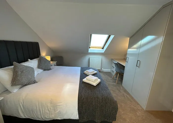 Principal - West End Glasgow