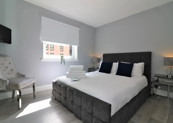 2 Bedroom At Secc Hydro Free Parking * グラスゴー