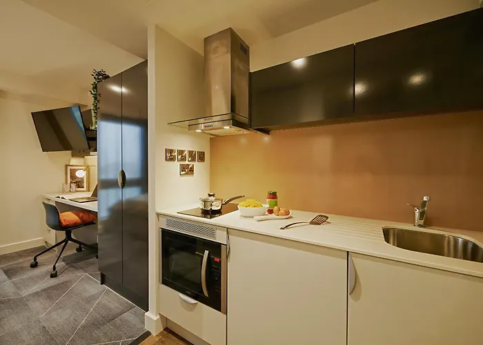 Appartamento For Students Only Modern In West End Glasgow