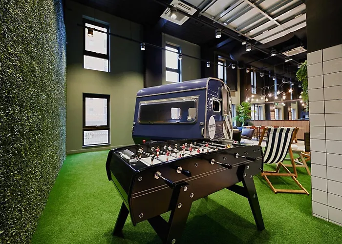 For Students Only Modern In West End Γλασκώβη