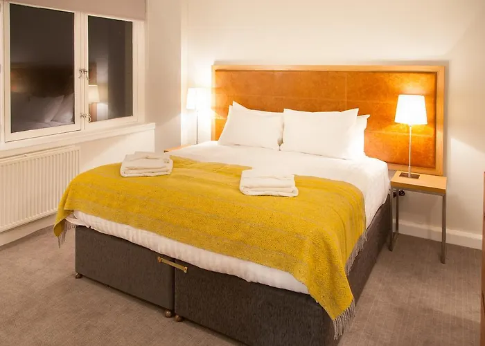 Premier George Square *