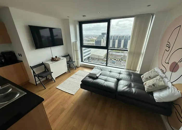 Cosy 1 Bed Next To Sec, Ovo Hydro, Finnieston - Pass The Keys