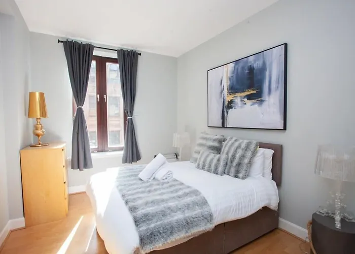 Modern And Refurbished Flat In Merchant