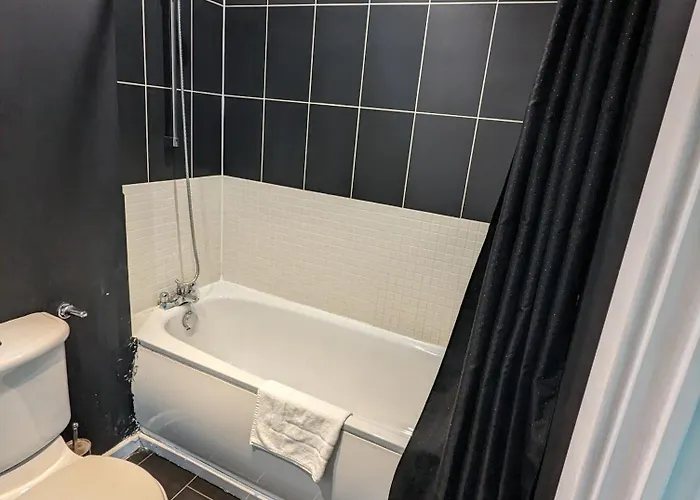 The Pinnacle 4/5 Глазго