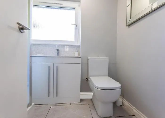 Stunning Centre 1 Bed With Free Parking *