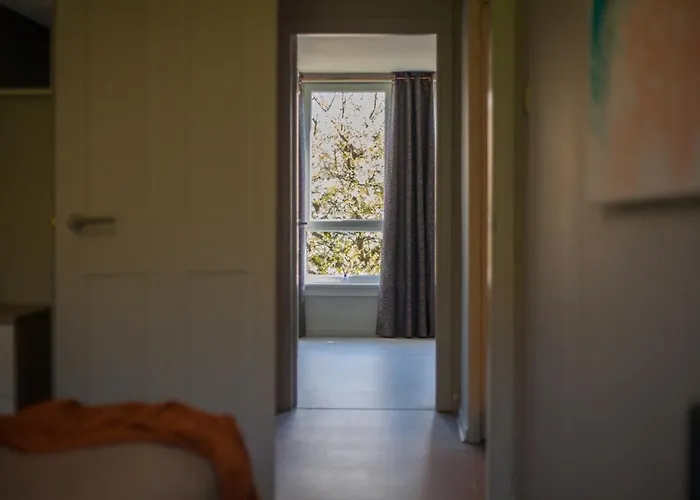 Beautiful West End Flat With Private Parking Appartement