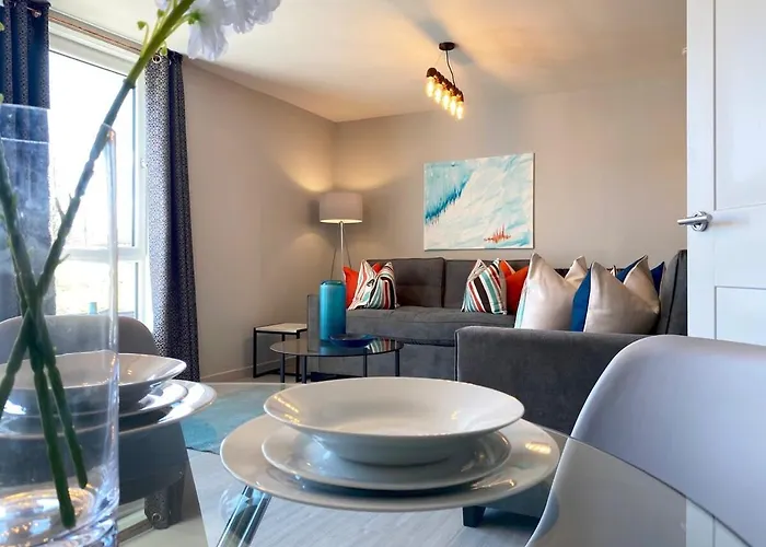 Apartman Beautiful West End Flat With Private Parking