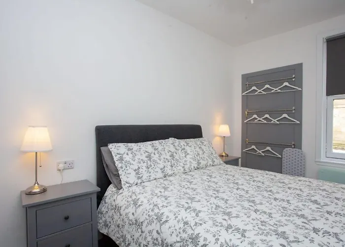 Newly Renovated Apartamento Glasgow