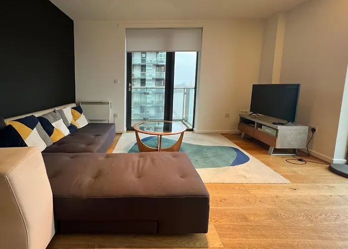 Riverside Retreat With Spectacular Views Appartement *