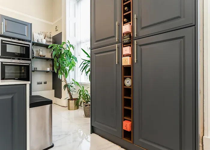 דירה Luxurious Park District Duplex גלאזגו