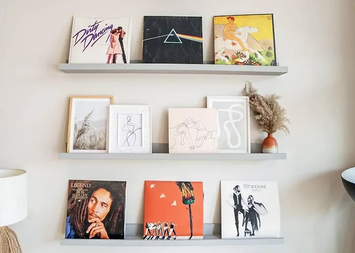 Luxury Huge Modern Open Plan 2bedroom Flat - Free Private Parking & Balcony Located At The Ovo Hydro And Sec Centre Glasgow