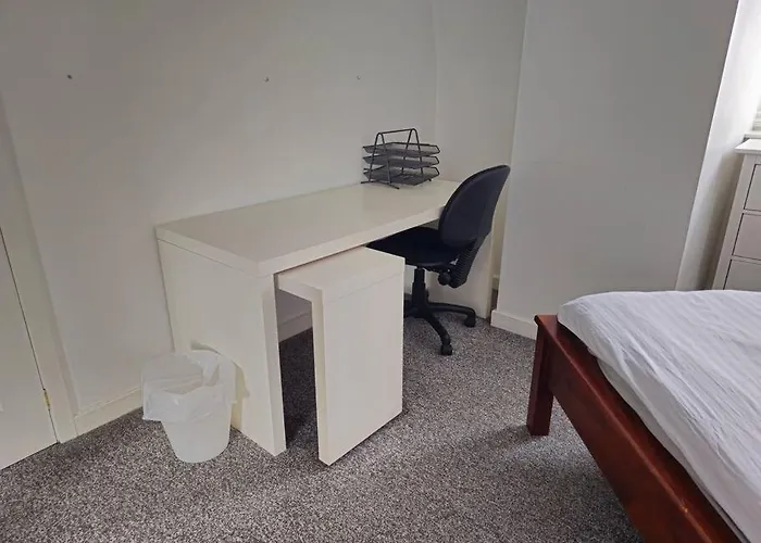 アパート 2 Bedroom Modern Stylish In Centre グラスゴー