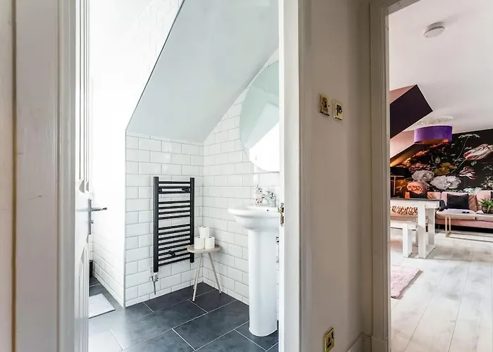 The Rose- Stylish Penthouse 2 Bed Centre With Free Parking & Lift Lägenhet Glasgow