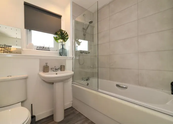 Signature - Belvidere House * גלאזגו