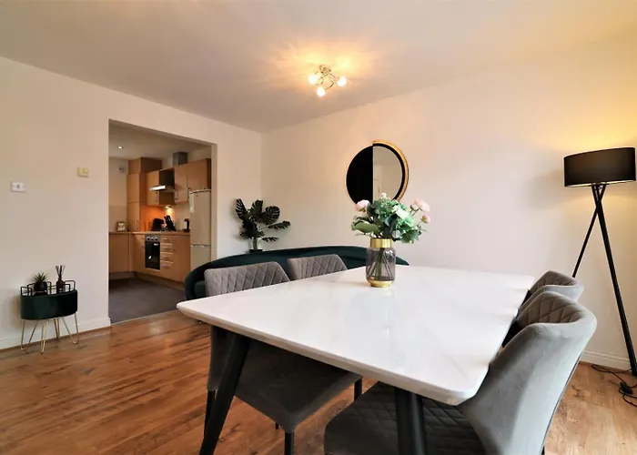 Signature - Belvidere House