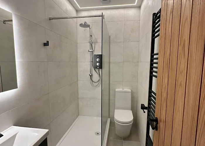 West End Tenement グラスゴー