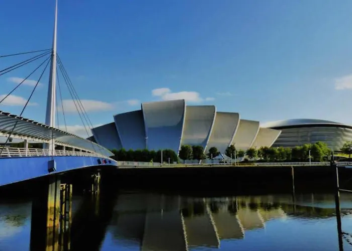 - Sleeps 2 & Freeparking During Weekend Apartment