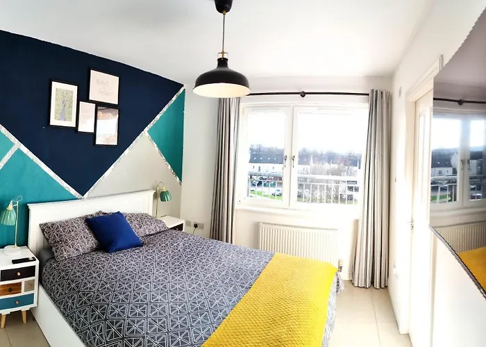 La Casita, Your Away From - Free Parking