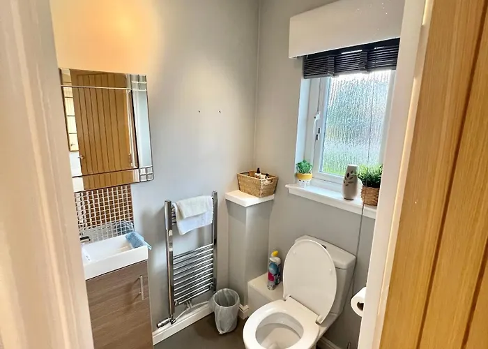 Paradise On Earth Glasgow