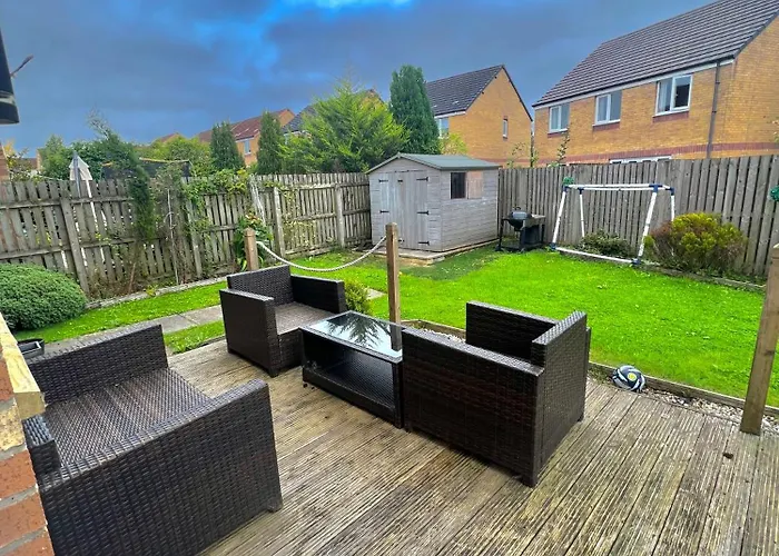 Paradise On Earth * Glasgow