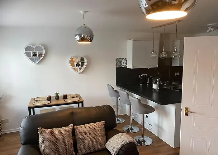 Perfectly Situated Luxury 2 Bedroom