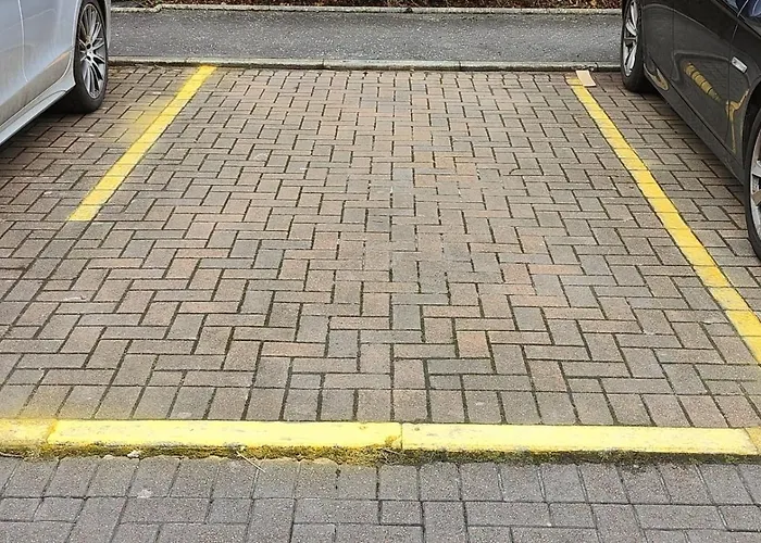 דירה La Casita, Your Away From - Free Parking גלאזגו