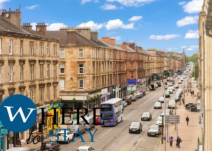 Bright 1 Bedroom Apartment-private Parking Glasgow