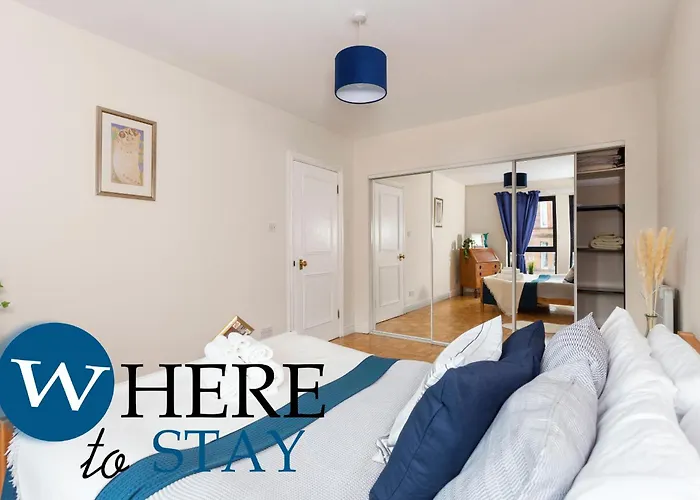 Bright 1 Bedroom Apartment-private Parking