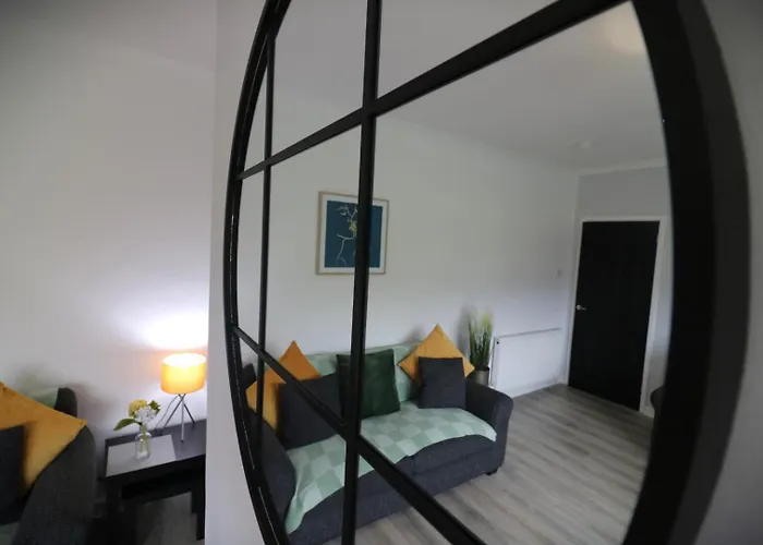 Signature - Huntley House * Glasgow