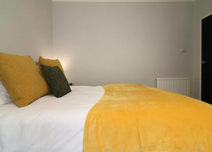 Signature - Huntley House Glasgow