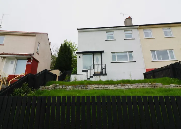 Signature - Huntley House