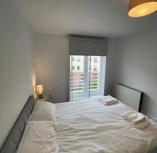 Modern 2 Bedroom City Appartement