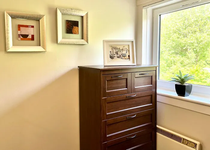 Lejlighed Spacious 2 Bed-flat In - Free Parking Glasgow