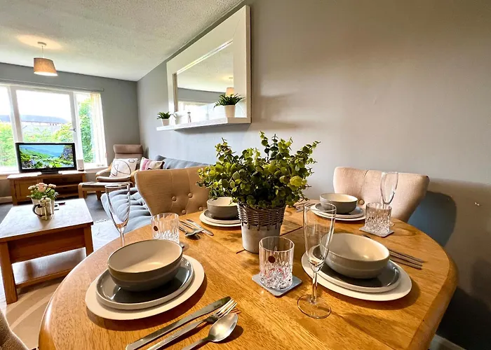 Spacious 2 Bed-flat In - Free Parking Appartamento