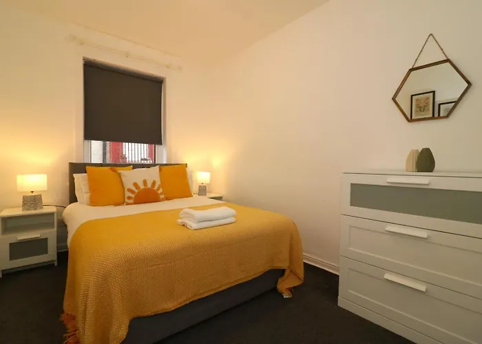 Signature - Glen Lee House * Glasgow