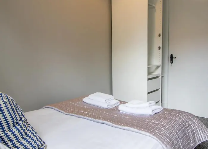 Apartament West End Cosy Pop Of Colour - Pass The Keys