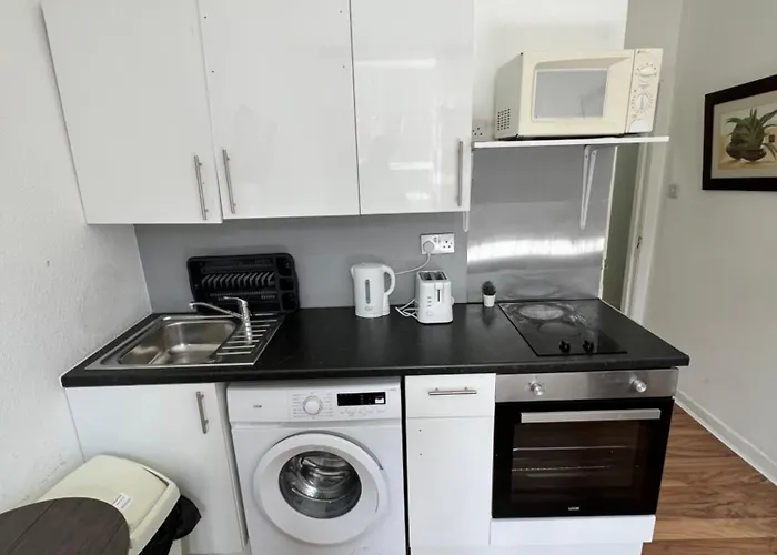 Great Western Road With En Appartement *