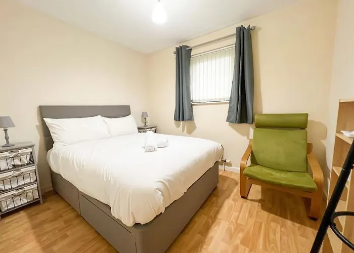 Cosy Riverside Secc Hydro