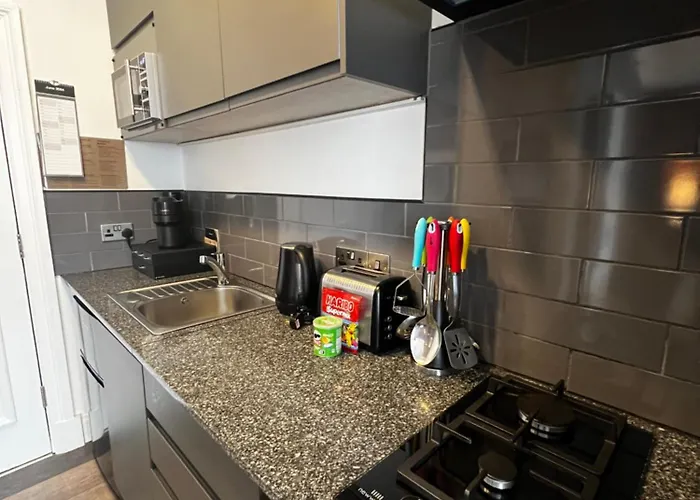 Amani - Centre גלאזגו