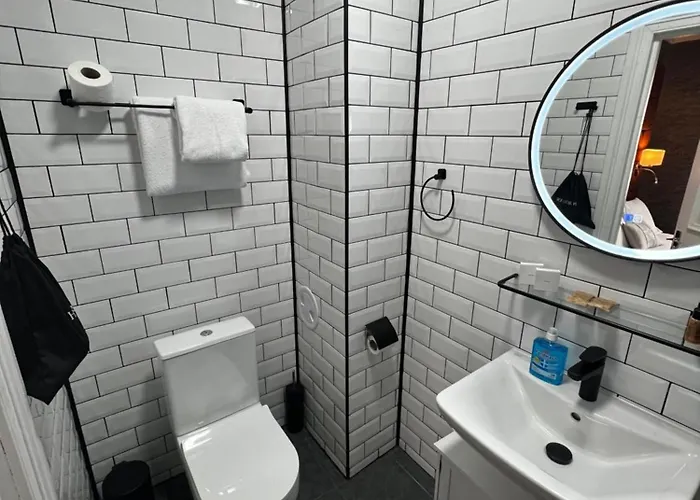 Amani - Centre Apartmanhotel Glasgow