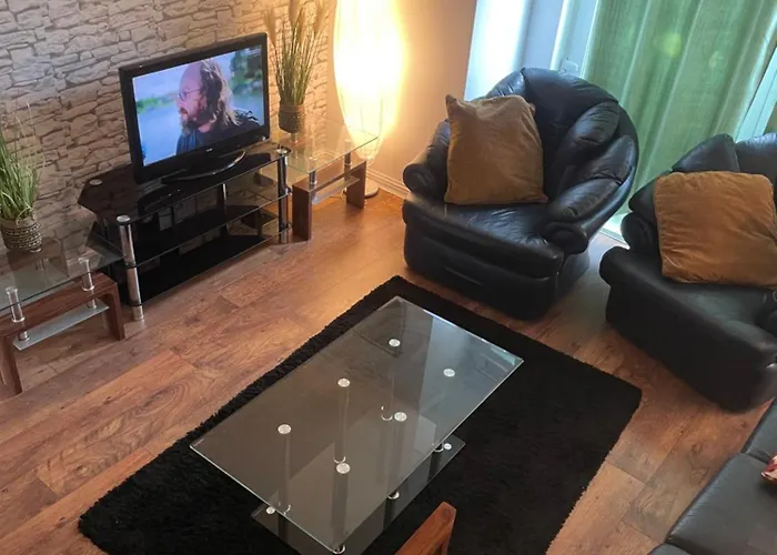 3 Bed ,2 Bedroom City Centre Apt Glasgow