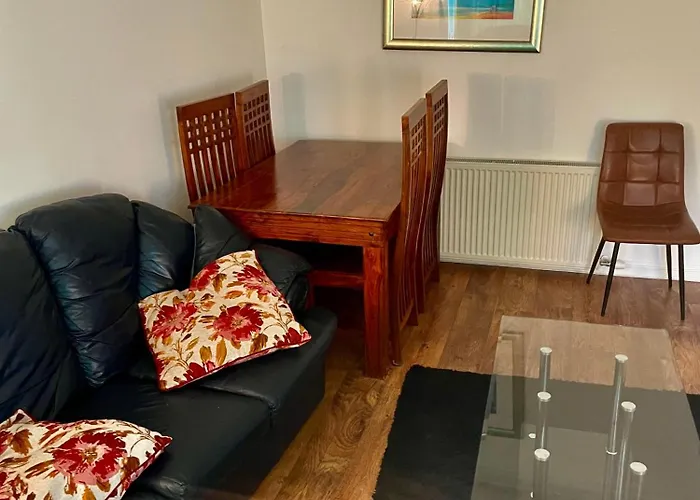 Apartment 3 Bed ,2 Bedroom City Centre Apt Glasgow
