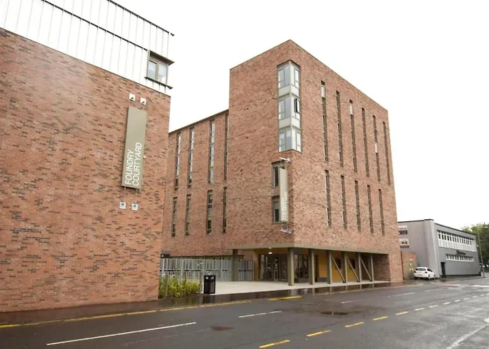 For Students Only - Foundry Courtyard In Appartement