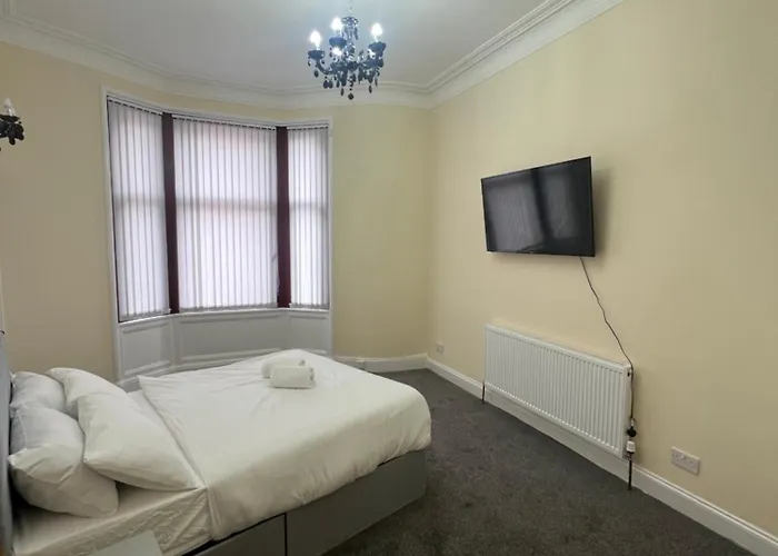 Lägenhet South 2 Bedroom Glasgow