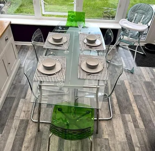 Casa de Férias House In Drymen Village With Free Local Health Club Access